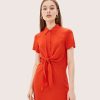 woman-7 Chân váy xếp ly